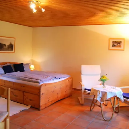 Mit Garten Am Bodstedter Bodden Bodstedt